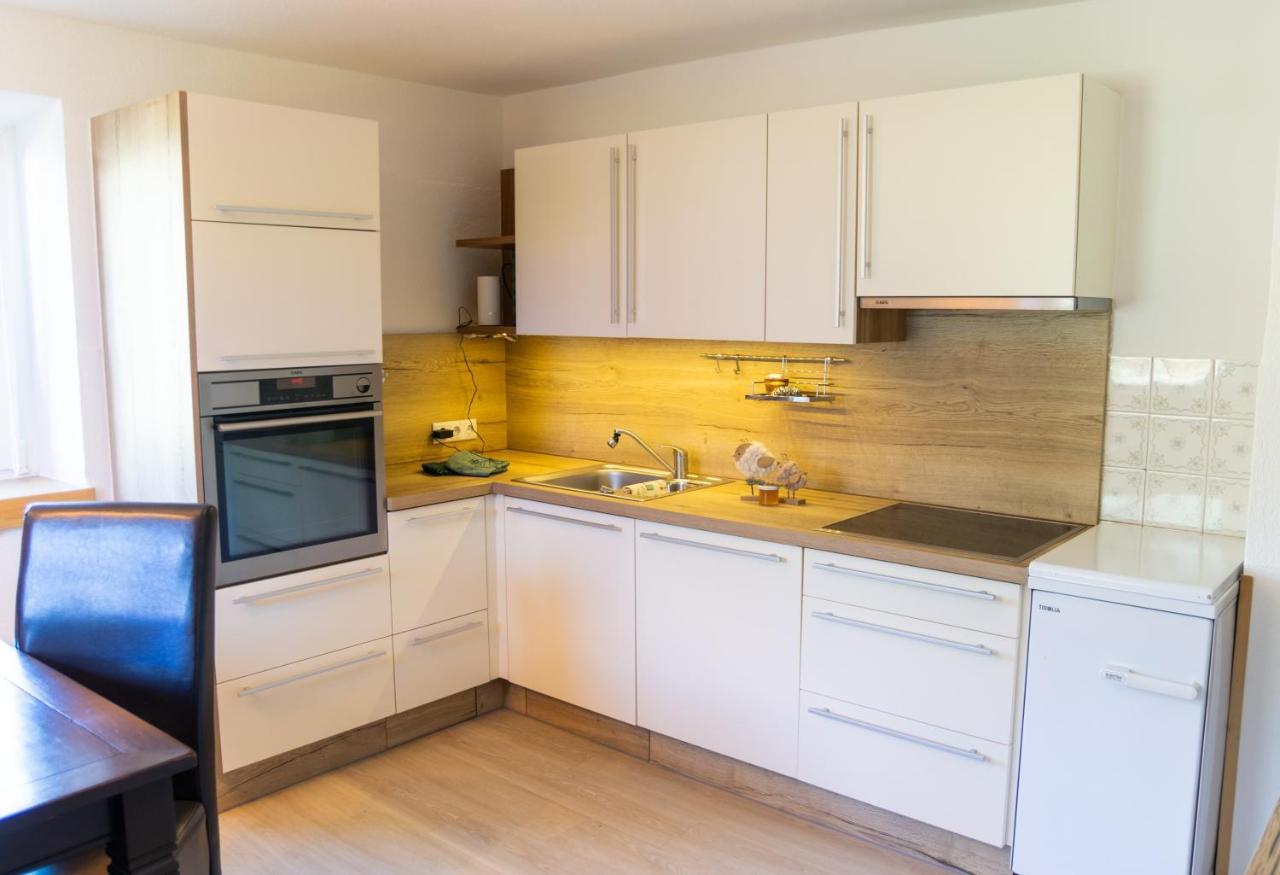 Neschtle Tarrenz Apartment ภายนอก รูปภาพ